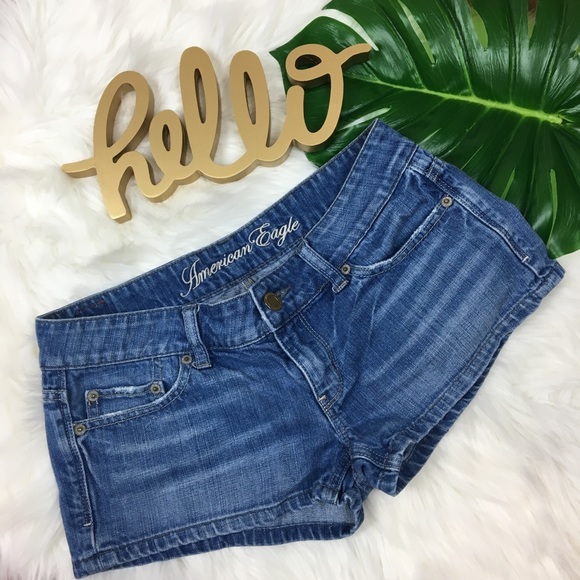 American Eagle Outfitters Pants - American Eagle Denim Jean Shorts sz 4!